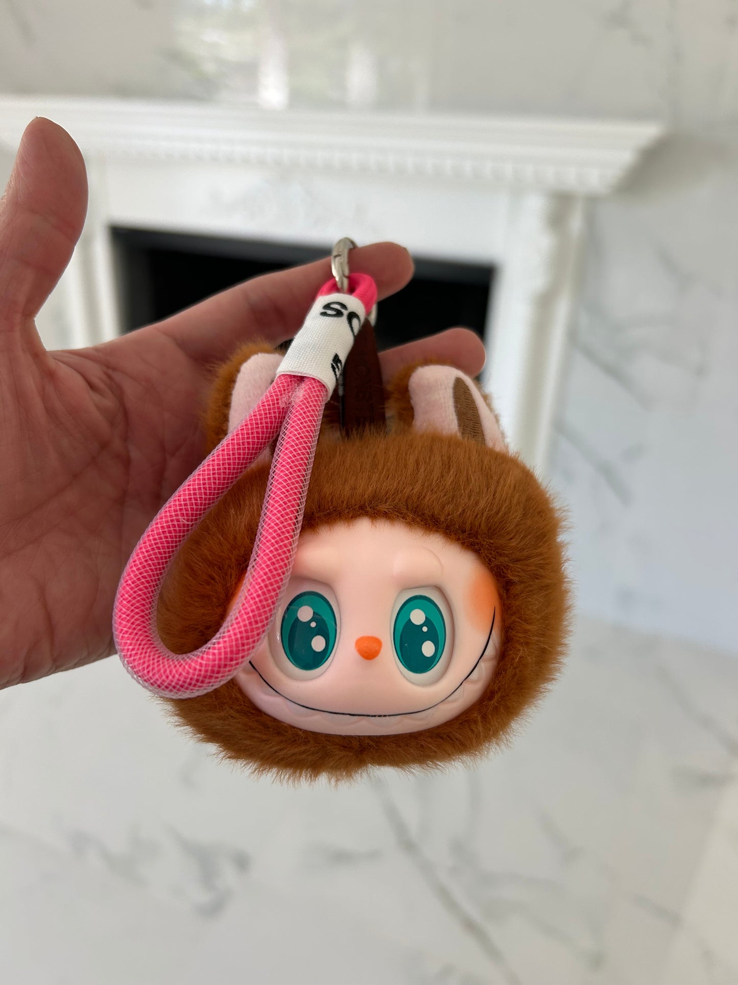 Lafufu head keychain music/light