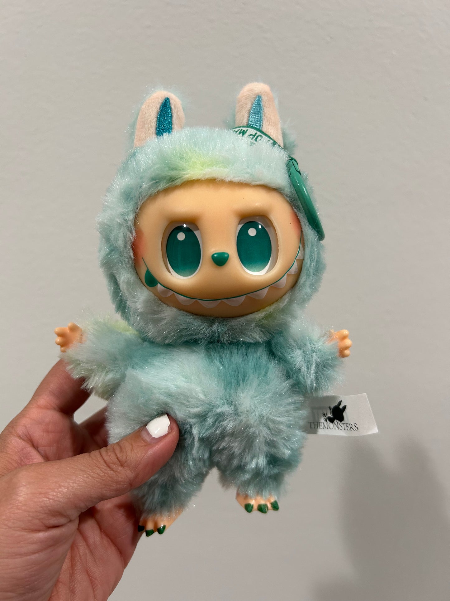 Lafufu dupe mystery box