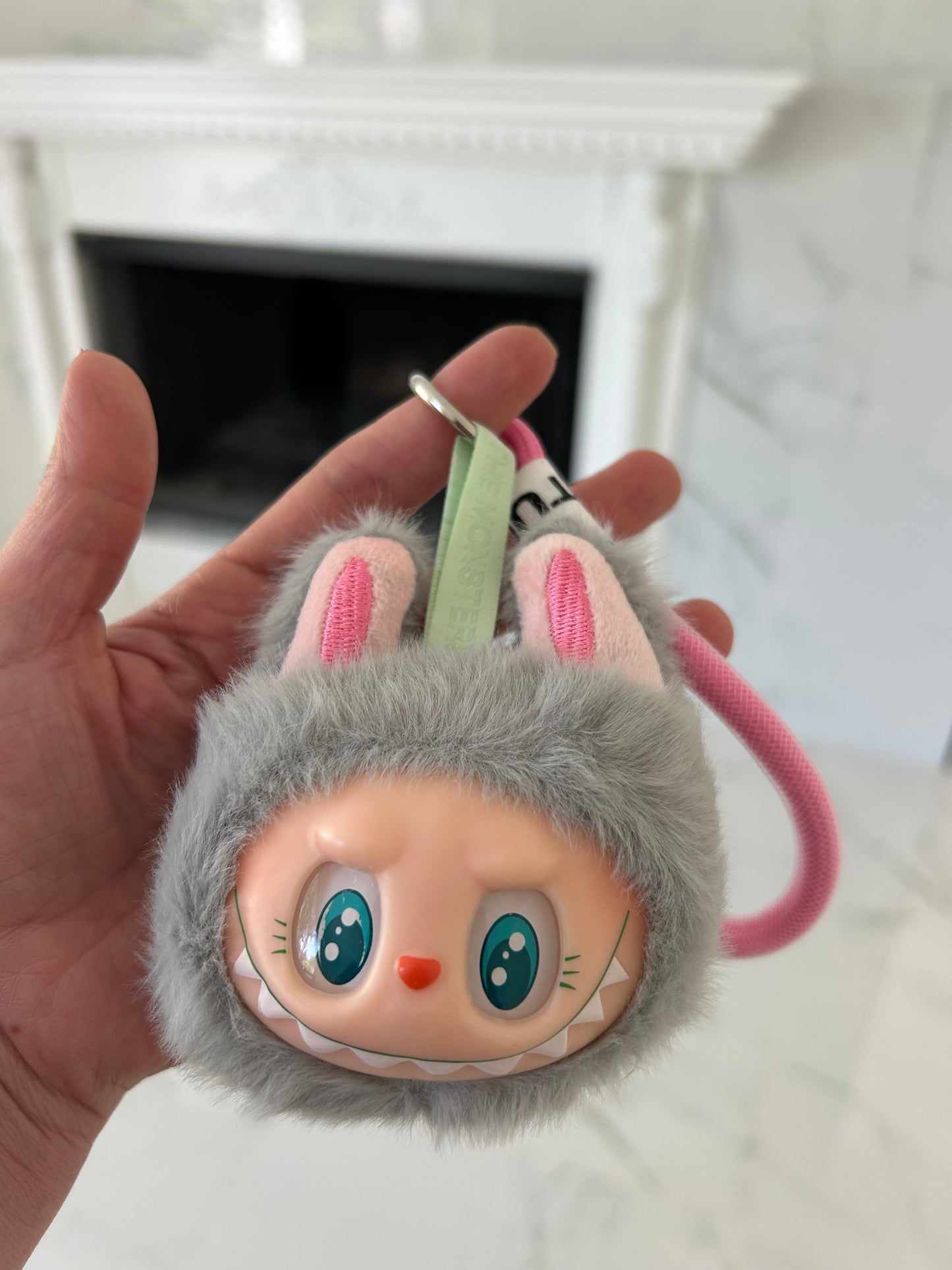 Lafufu head keychain music/light