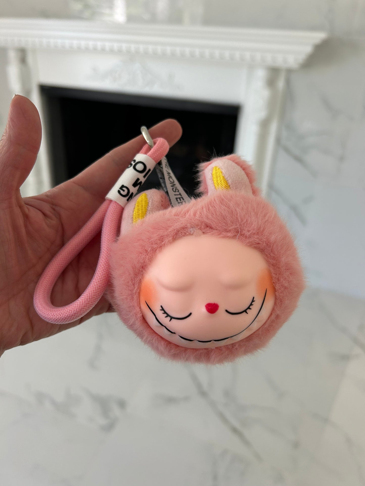 Lafufu head keychain music/light